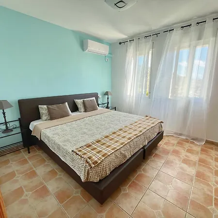 Cala Encantada Sea View With Pool דירה *