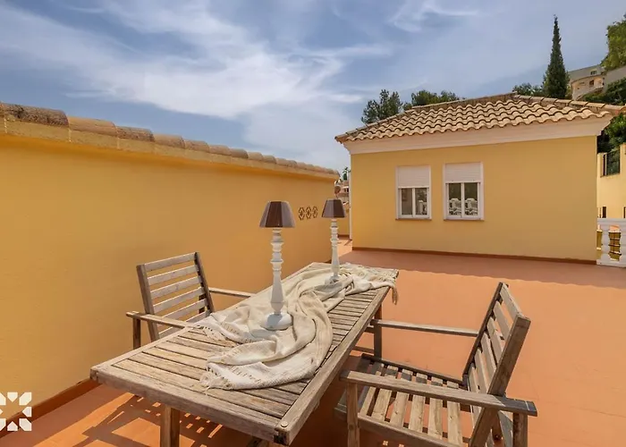 Cala Encantada 度假居 *