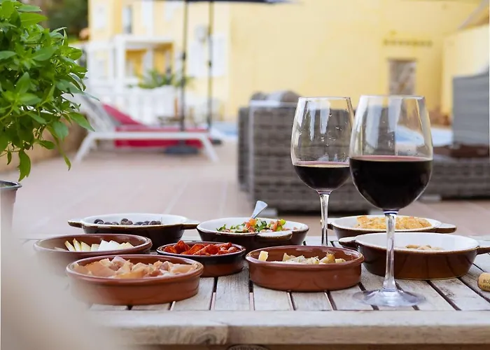 Villa Cala Encantada Sea View Apartments With Pool